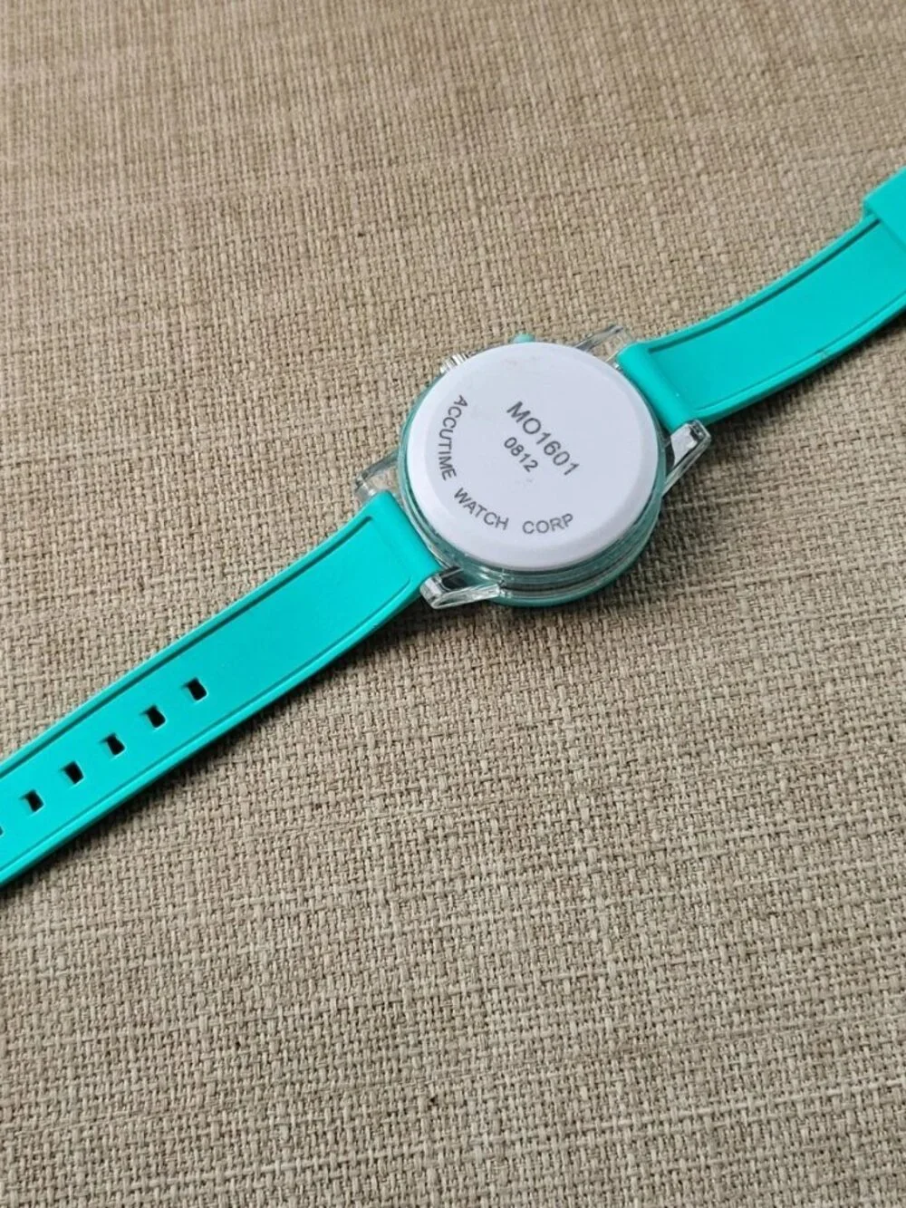 Share Funny Monster Face Wristwatch Ligh Up Quartz Analog Green Rubber Band Wris